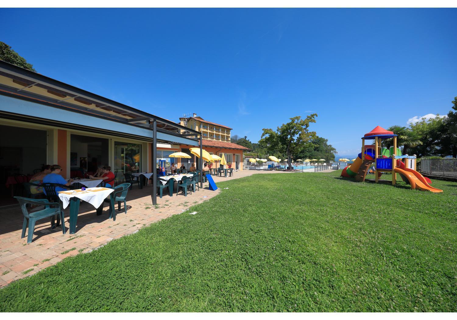 Hotel Residence Zust Verbania Exterior photo